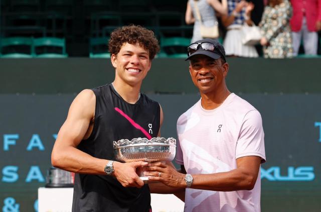 1712542712388063666.jpg 2.jpg