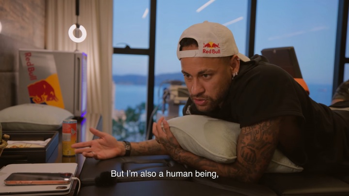 “Real Talk”！内马尔：有人就是不喜欢我 我不能错但已犯过很多